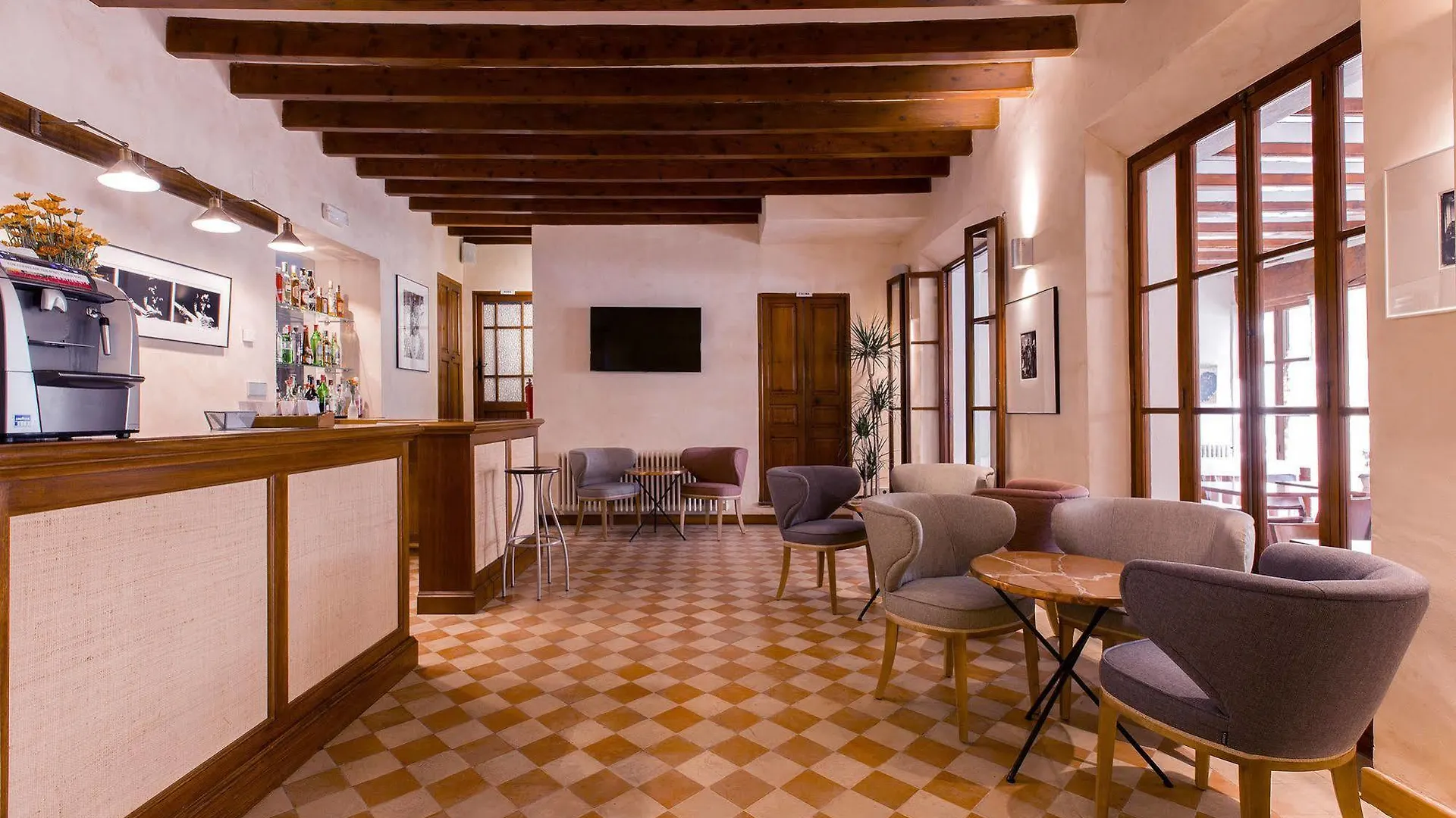 Hotel Y Apartamentos Des Puig Дейя